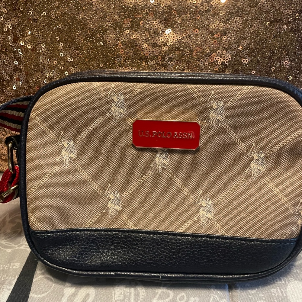 U.S. Polo Assn. Beige and Black Crossbody Bag